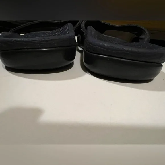 WOMEN’S NAVY VIONIC TIDEPERF SANDALS. - Picture 7 of 9